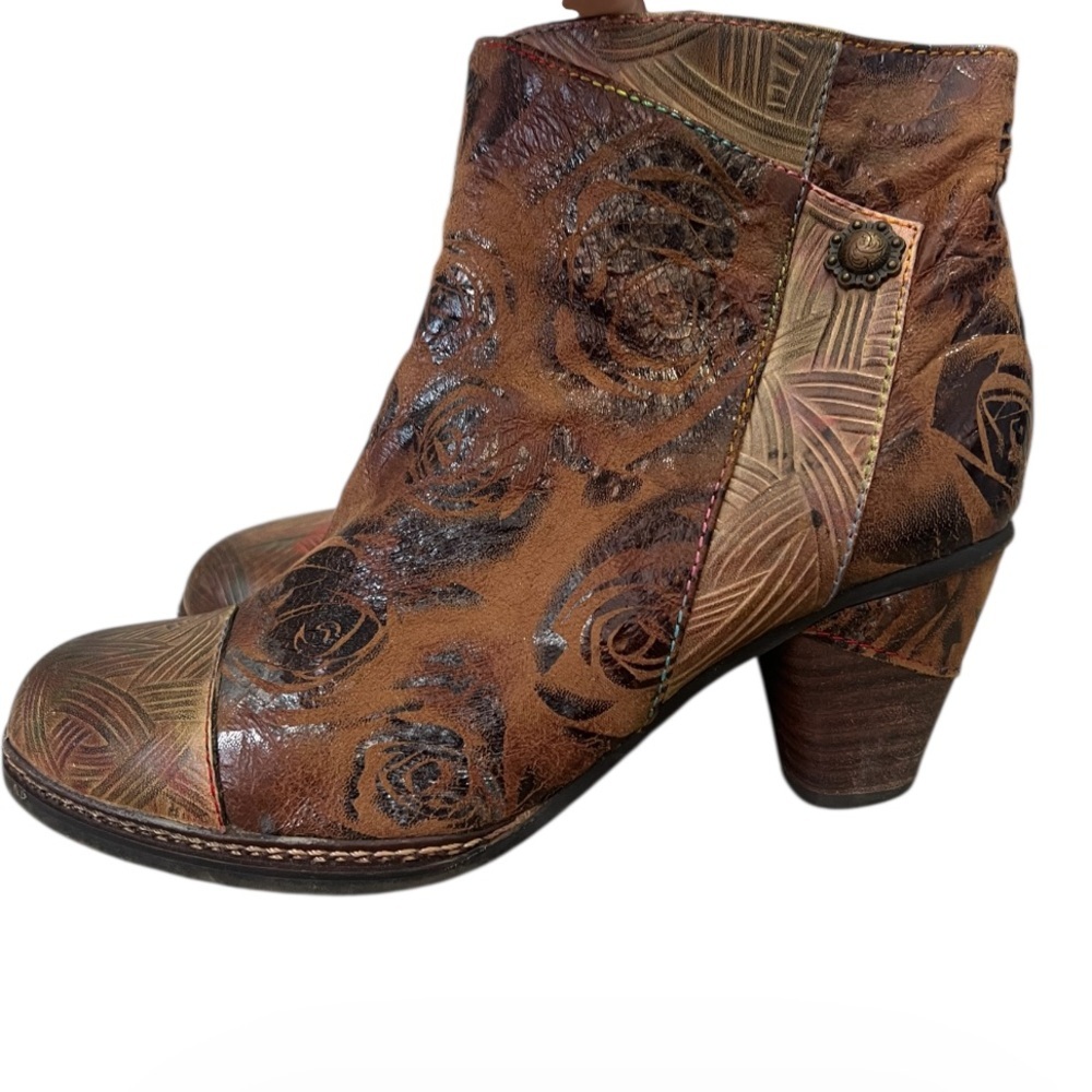 Spring Step Waterlily Leather Ankle Boots
Floral Brown Chunky Heel Boho - Picture 5 of 11